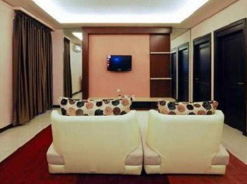 โรงแรมสการ์เล็ต ดาโก บันดุง ภายนอก รูปภาพ